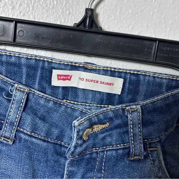 Levi’s Kids Girls Denim 701 Super Skinny Jeans Star Print size 8. - Picture 3 of 9